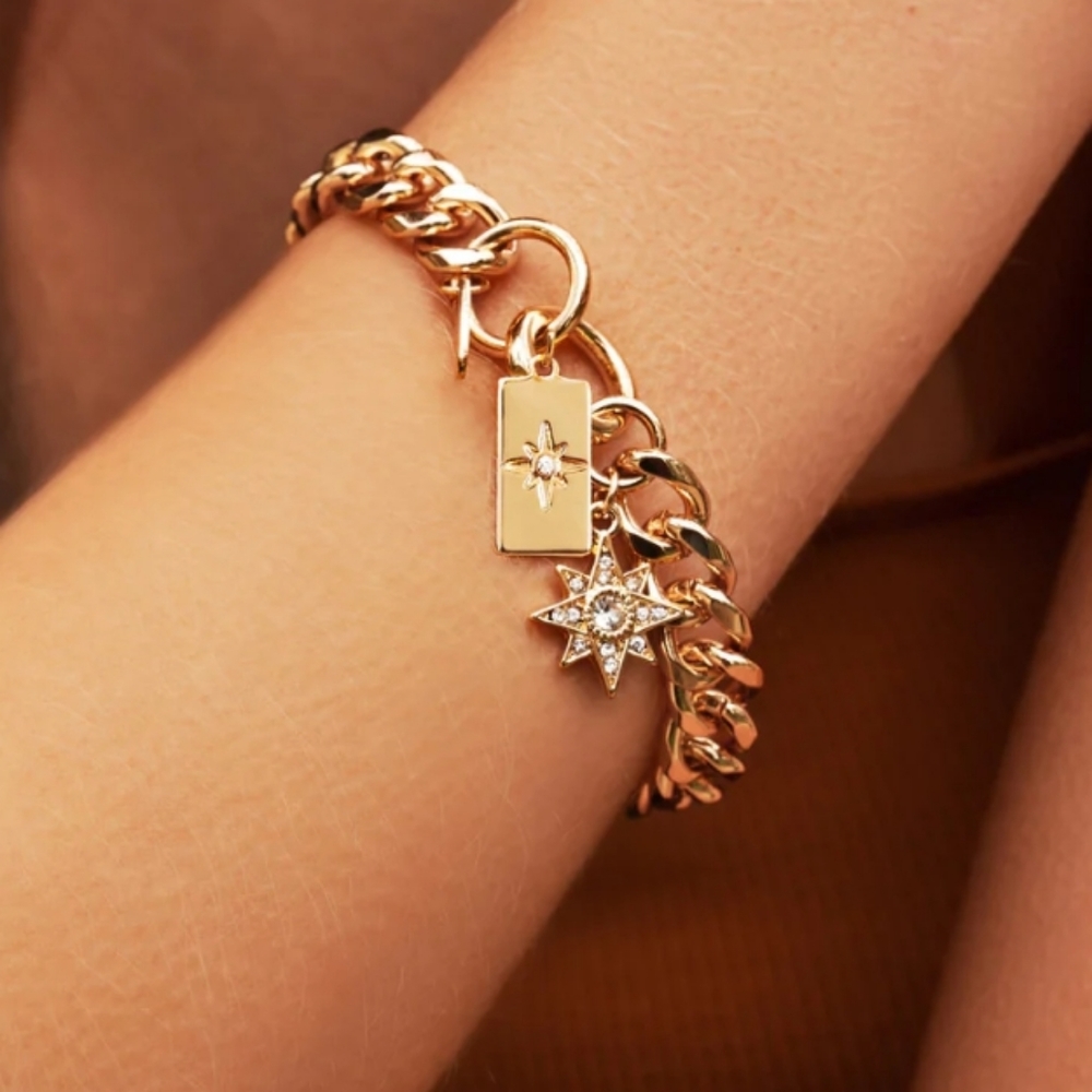 Ettika STARRY CHARMS 14K GOLD PLATED CHAIN LINK BRACELET